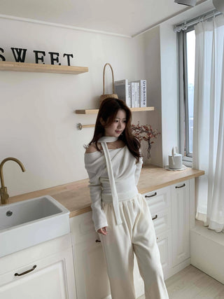 Draping Off-Shoulder Choker Loose Fit Fleece-Lined T-Shirt