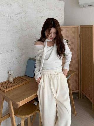 Draping Off-Shoulder Choker Loose Fit Fleece-Lined T-Shirt