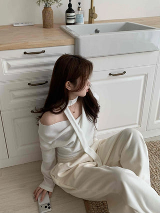 Draping Off-Shoulder Choker Loose Fit Fleece-Lined T-Shirt