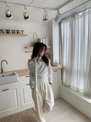 Draping Off-Shoulder Choker Loose Fit Fleece-Lined T-Shirt
