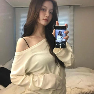 Soft Delicate Fit One-Shoulder Drop Long Sleeve T-shirt