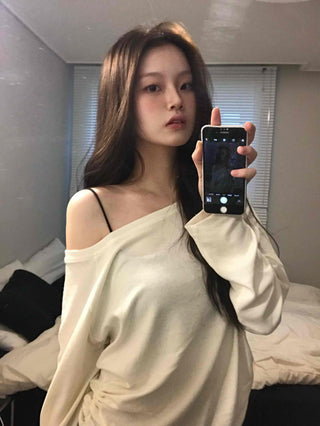 Soft Delicate Fit One-Shoulder Drop Long Sleeve T-shirt