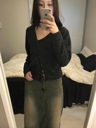 Rib Texture Cozy Fit Cropped V-Neck Cardigan