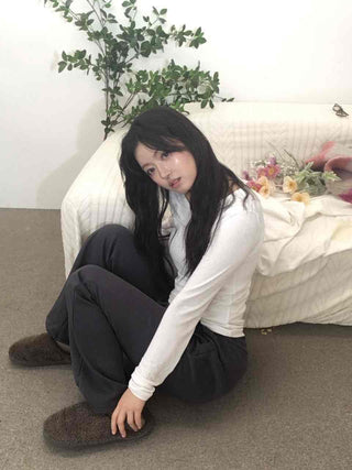 Soft Daily Shirring Detail Round Neck Long Sleeve Tee