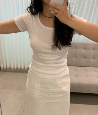 Bella Basic Round Neck Short Sleeve T-shirt