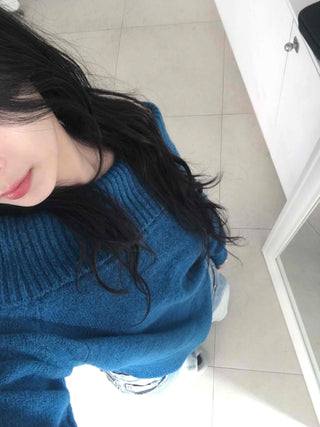 Slim Off-Shoulder Ribbed Knit