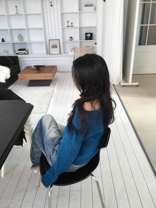 Slim Off-Shoulder Ribbed Knit