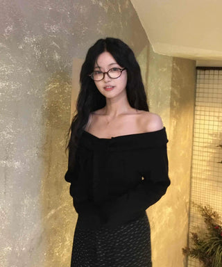 Chic Off-Shoulder Neck Loose Fit Long Sleeve T-Shirt