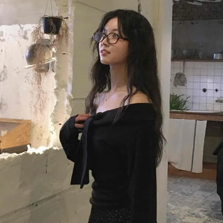 Chic Off-Shoulder Neck Loose Fit Long Sleeve T-Shirt