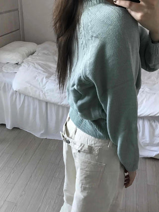 Soft Cable V-Neck Drop Shoulder Crop Knit