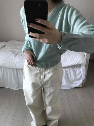 Soft Cable V-Neck Drop Shoulder Crop Knit
