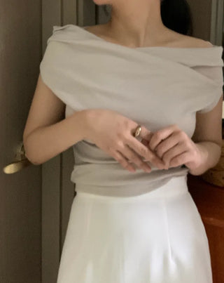 Dani Drape Off-shoulder Short Sleeve Tee