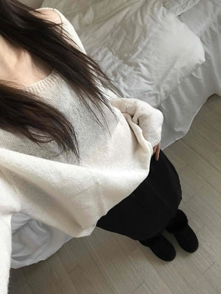 Airy Boat Neck Loose Fit See-through Knit