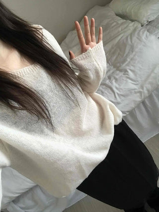 Airy Boat Neck Loose Fit See-through Knit