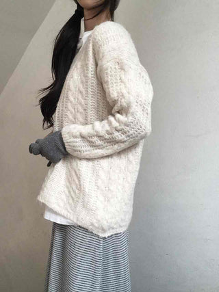 Relaxed Cable Round Neck Loose Fit Knit