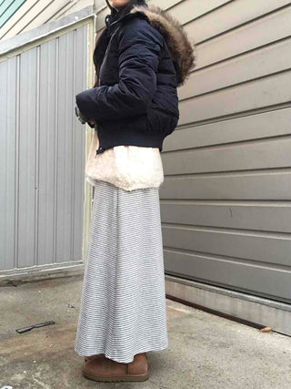 Cropped Short Padded Jacket with Fur Hood and Pocket Detail