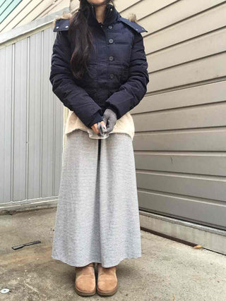 Cropped Short Padded Jacket with Fur Hood and Pocket Detail