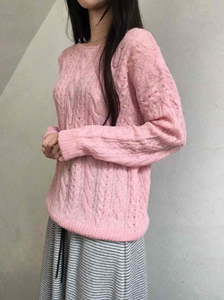 Romantic Cable Pattern Loose Fit Round Knit