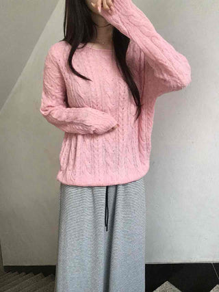 Romantic Cable Pattern Loose Fit Round Knit