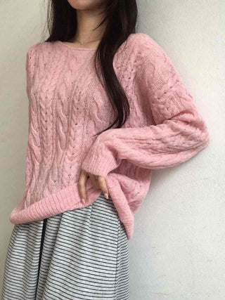 Romantic Cable Pattern Loose Fit Round Knit