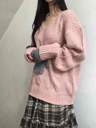 Delicate Fit Puff Cable Knit V-Neck Knit