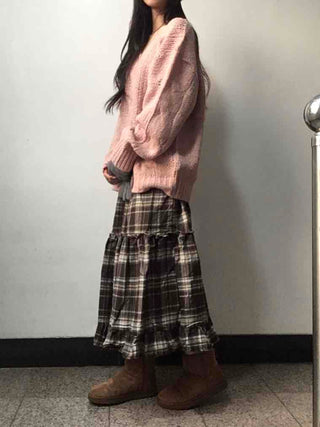 Delicate Fit Puff Cable Knit V-Neck Knit