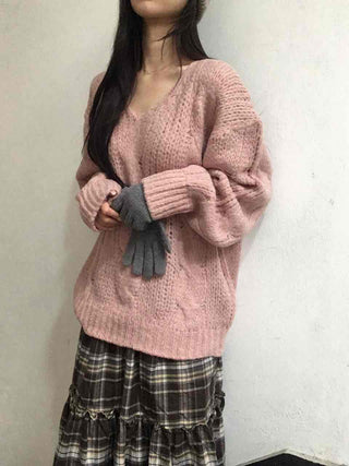 Delicate Fit Puff Cable Knit V-Neck Knit