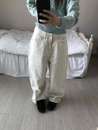 Back Buckle Point Tapered Wide Denim Pants