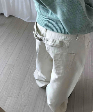 Back Buckle Point Tapered Wide Denim Pants