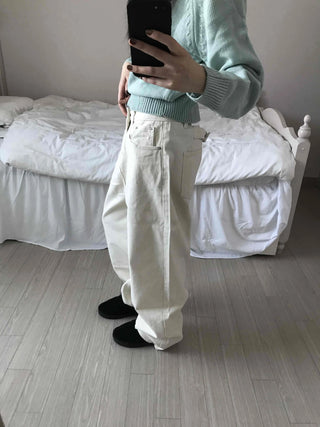 Back Buckle Point Tapered Wide Denim Pants