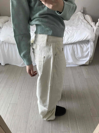 Back Buckle Point Tapered Wide Denim Pants