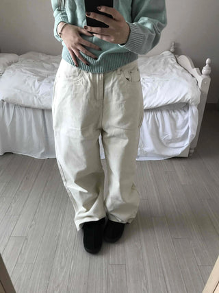 Back Buckle Point Tapered Wide Denim Pants