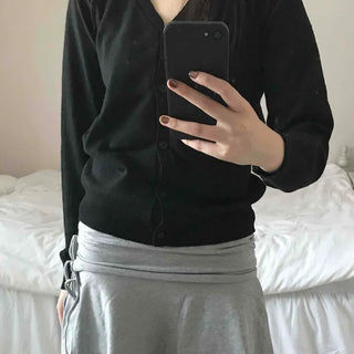Minimal Cashmere Cozy Fit V-Neck Button Short Cardigan