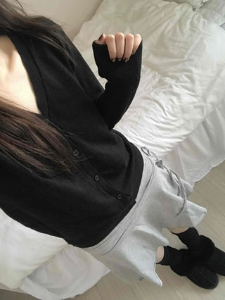 Minimal Cashmere Cozy Fit V-Neck Button Short Cardigan