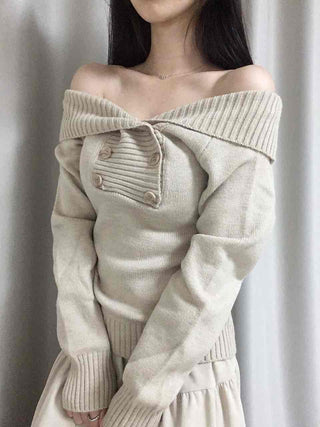 Off-shoulder Wide Collar Folding Knit