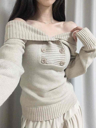 Off-shoulder Wide Collar Folding Knit