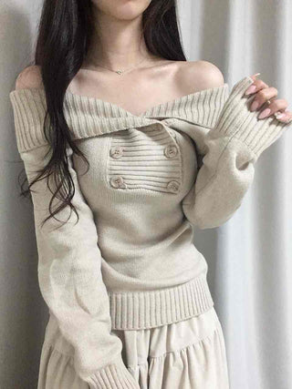 Off-shoulder Wide Collar Folding Knit