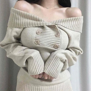 Off-shoulder Wide Collar Folding Knit