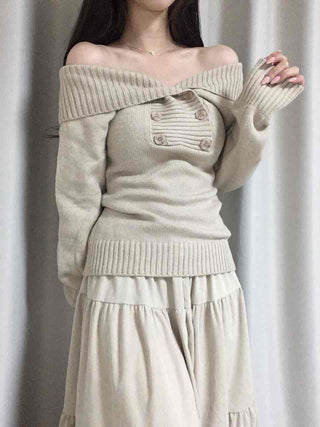 Off-shoulder Wide Collar Folding Knit