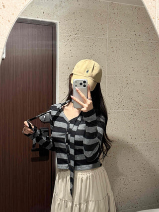Retro Ribbed Border Button Crop Cardigan T-shirt
