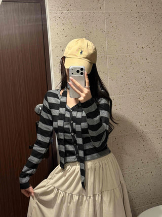 Retro Ribbed Border Button Crop Cardigan T-shirt