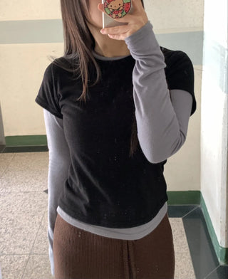 Color Block Layered Half-Neck Long-Sleeve T-Shirt