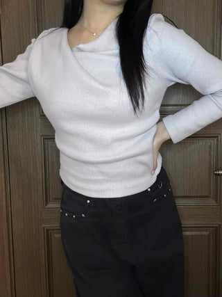 Antique Off-Shoulder Shirred Knit Long Sleeve T-shirt