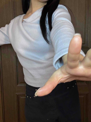 Antique Off-Shoulder Shirred Knit Long Sleeve T-shirt