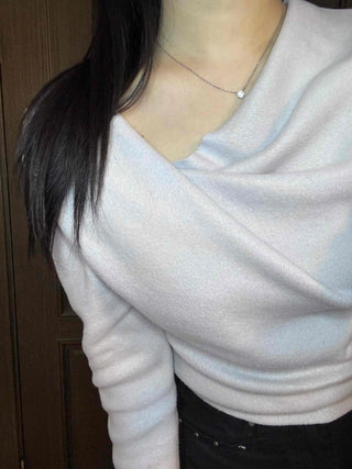 Antique Off-Shoulder Shirred Knit Long Sleeve T-shirt