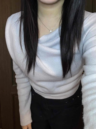 Antique Off-Shoulder Shirred Knit Long Sleeve T-shirt