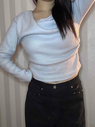 Antique Off-Shoulder Shirred Knit Long Sleeve T-shirt