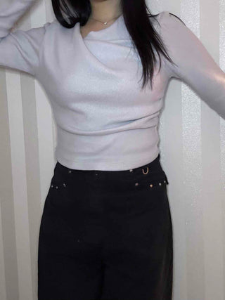Antique Off-Shoulder Shirred Knit Long Sleeve T-shirt