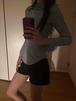Classic semi-wide striped basic shirt