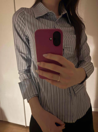 Classic semi-wide striped basic shirt